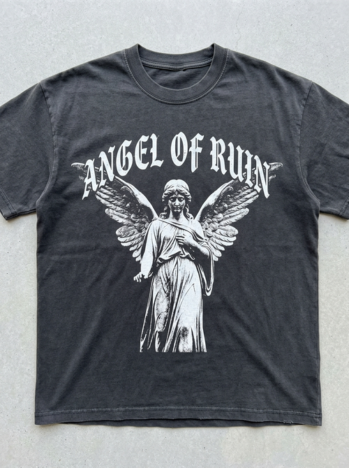Oversize-T-Shirt „Angel of Ruin“ – Vorderansicht
